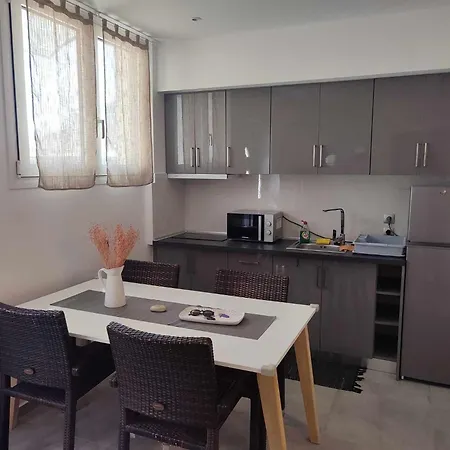 Lena Apartman *