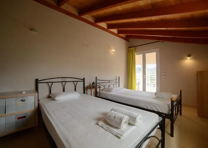 Διαμέρισμα Lena *